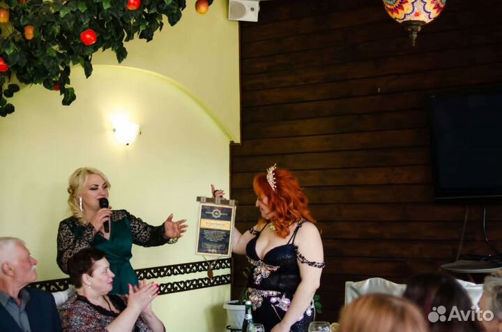 Ведущая тамада на свадьбу юбилей корпоратив