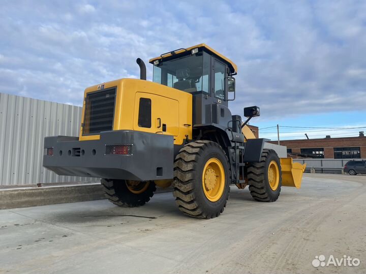 Фронтальный погрузчик TFN ML333, 2022