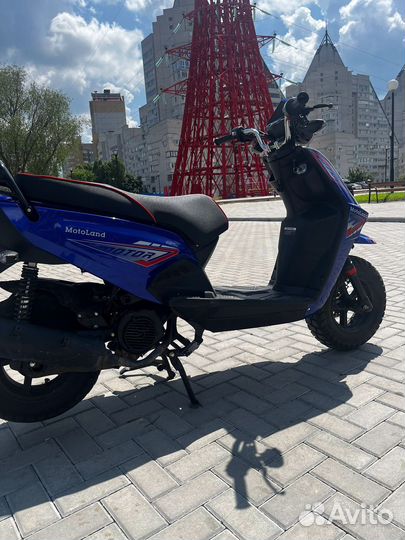 Скутер Motoland matrix 150