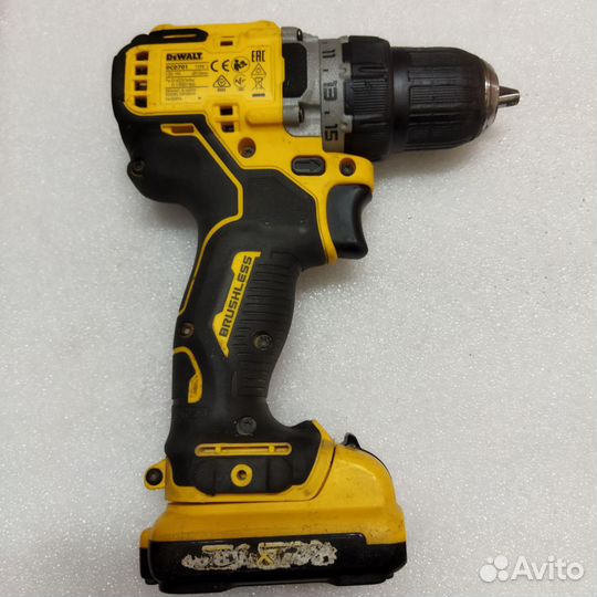 Dewalt dcd701 шуруповёрт