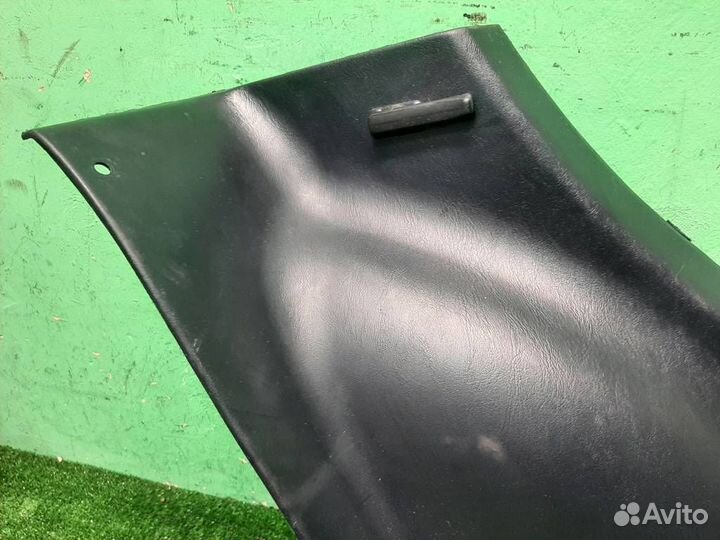 Обшивка левой стойки Lexus RX300 (MCU15) 2002