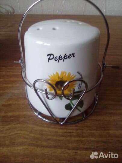 Солонка и перечница