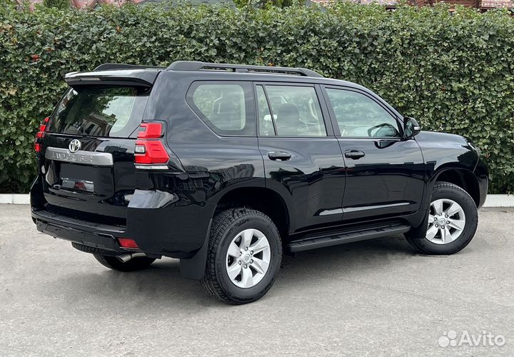 Toyota Land Cruiser Prado 2.8 AT, 2022, 32 км
