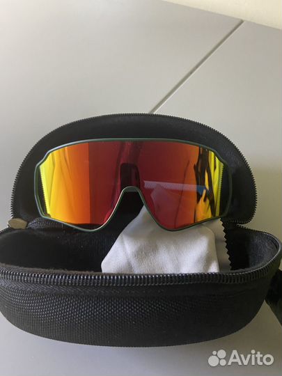 Спортивные очки