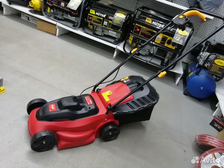 Газонокосилка Elitech ек 1000К (Новая)