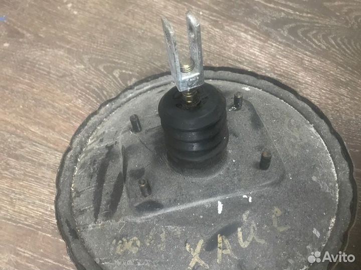 Вакуумный усилитель тормозов Toyota Touring Hiace