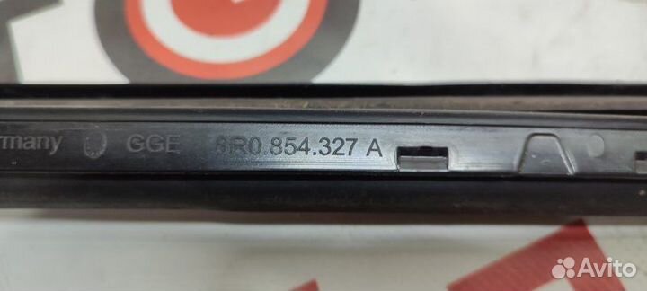 Молдинг лобового стекла Audi Q5 8R cncd 10.06.2013