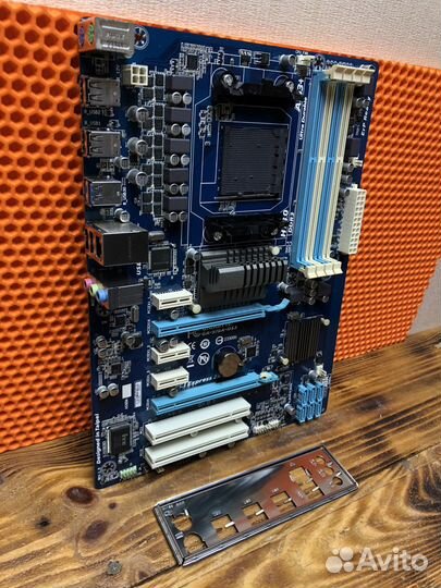 AM3+ Gigabyte GA-970A-DS3