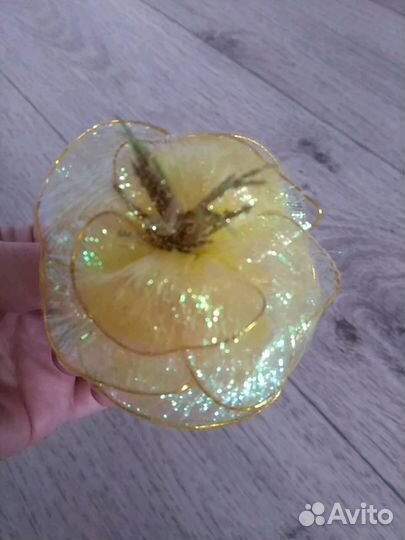 Заколки нарядные