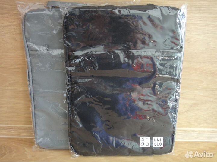 Чехол Uniqlo для планшета, ультрабука. Новый