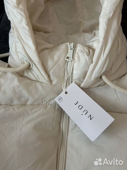 Пуховик женский демисезонный