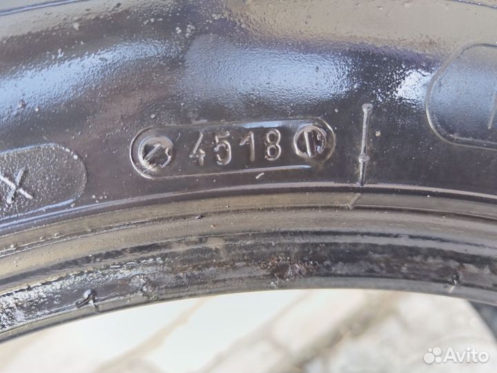 Tigar High Performance 215/45 R17