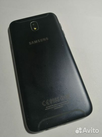 Телефон Samsung J7