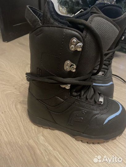 Женские сноубордические ботинки forum 36 р