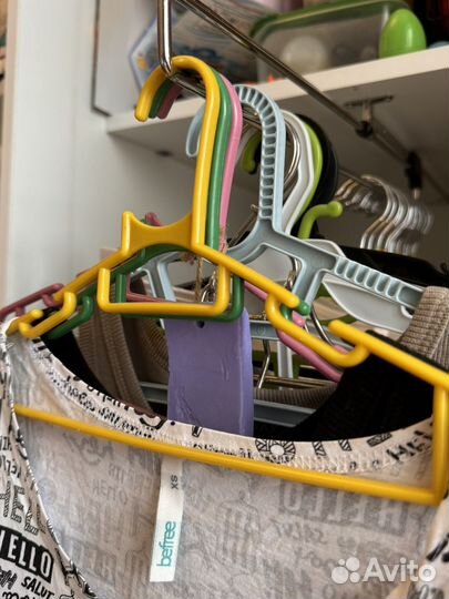 Вешалки плечики детские (пластик)