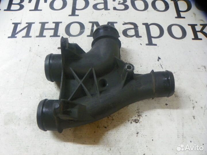 Патрубок интеркулера Peugeot 3008