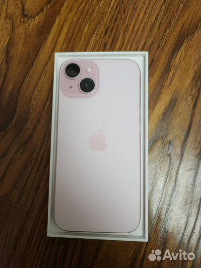 iPhone 15, 256 ГБ