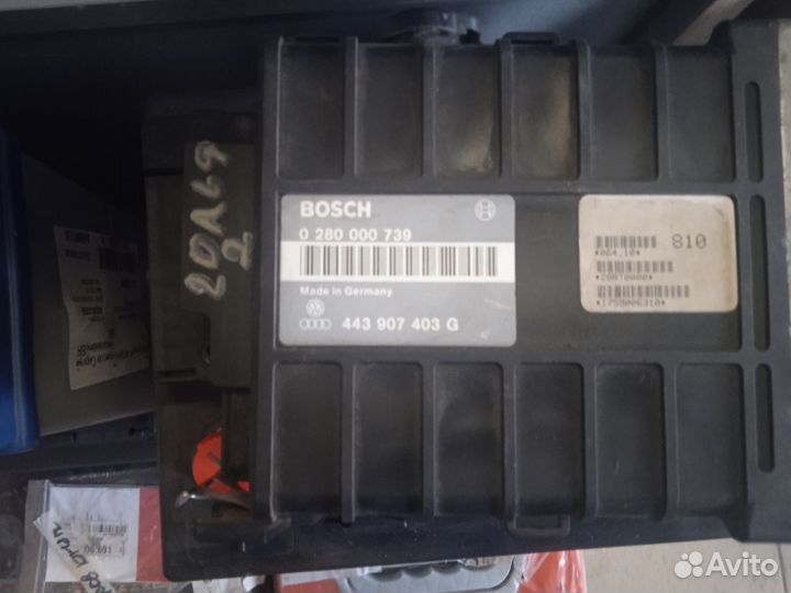 Блок управления двигателем 1983-1992 VW Passat b3