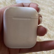 Airpods 1 и 2 поколения