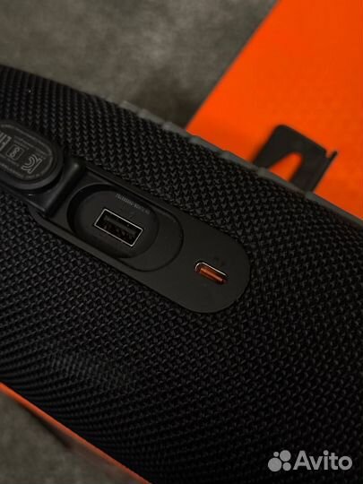 JBL Charge 5