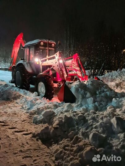 Услуги трактора экскаватора