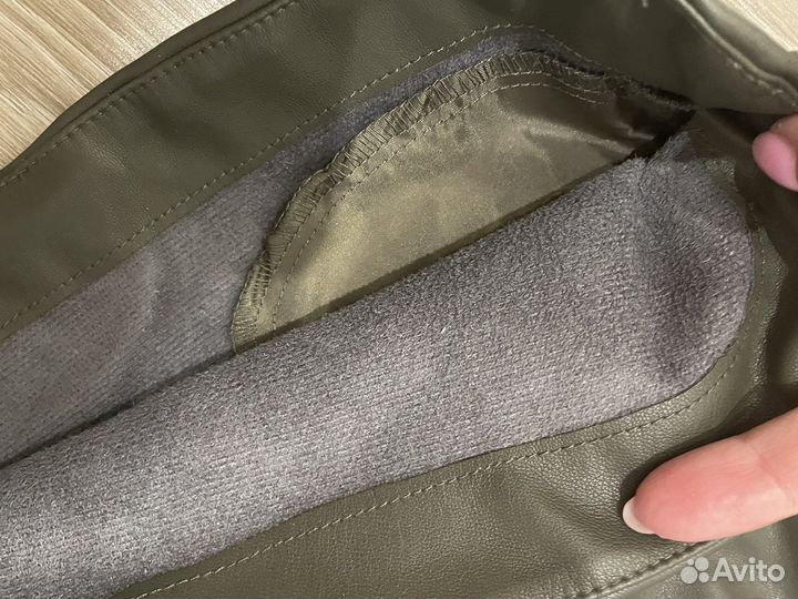 Кожаные шорты 42