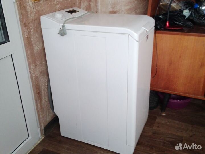 Стиральная машина с вертикальной загрузкой