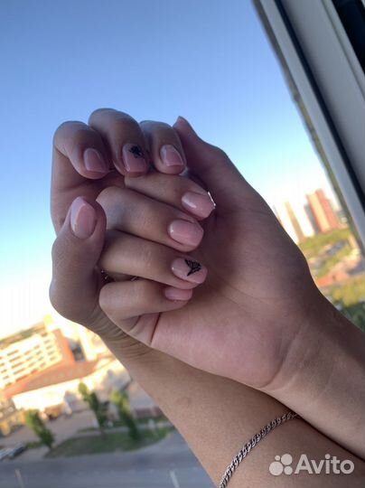 Аппаратный маникюр