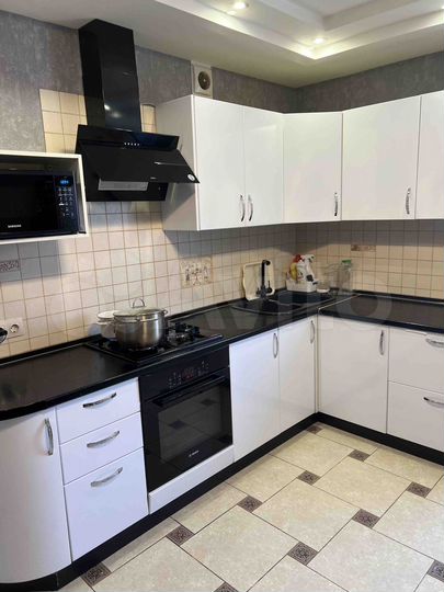 Дом 288,7 м² на участке 7,71 га