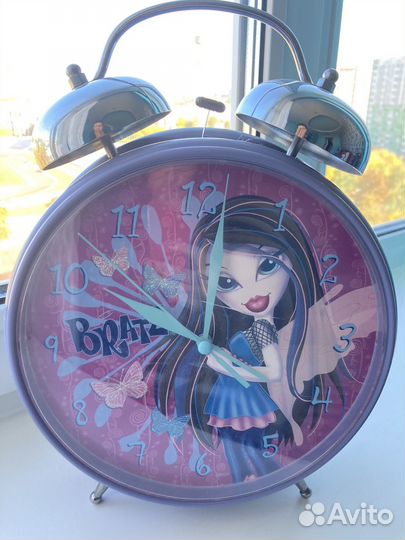 Легендарный будильник Bratz