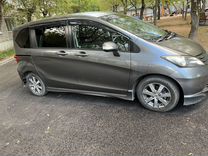 Honda Freed 1.5 CVT, 2010, 141 413 км, с пробегом, цена 1 185 000 руб.