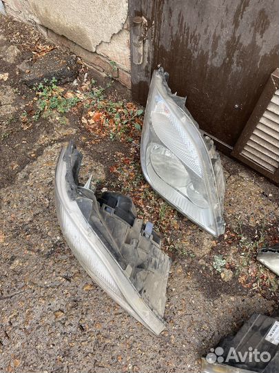 Фара Mercedes Benz Sprinter
