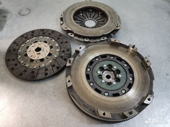 Маховик двухмассовый + сцепление 1,6 Kia Hyundai