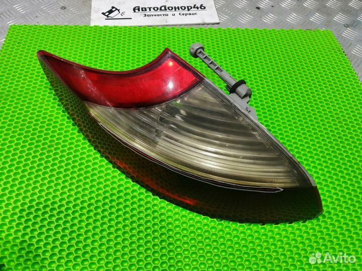 Фонарь задний левый в крыло Renault Megane 3 хэтч