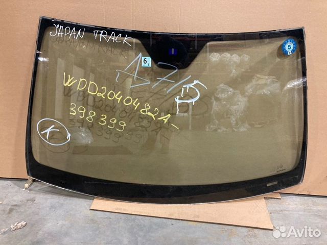 Стекло ветровое переднее Mercedes-Benz C-Class