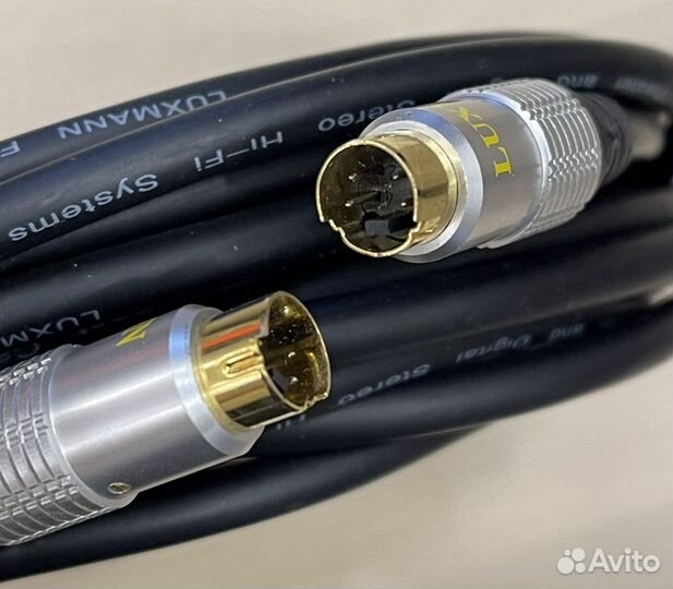 Кабель svhs-svhs Luxmann, 7м