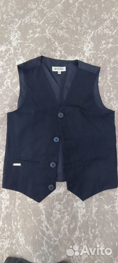 Школьные жилетки р. 134, 116, 110