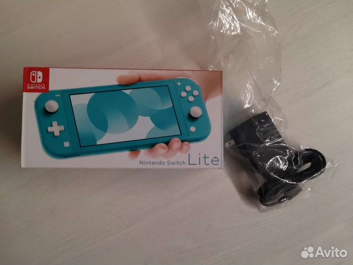 Nintendo switch lite новая