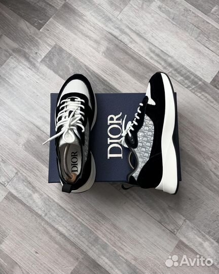 Кроссовки dior