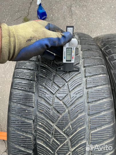 Goodyear UltraGrip Performance+ 275/40 R22 107V