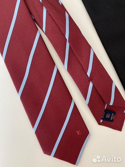 Галстук Louis Vuitton (3 разных внутри)