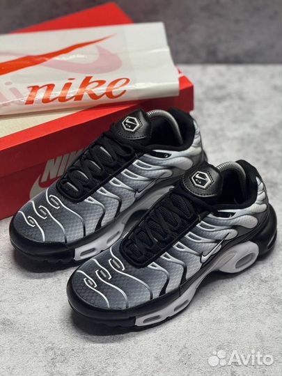 Кроссовки Nike Tn Plus (Арт.35075)