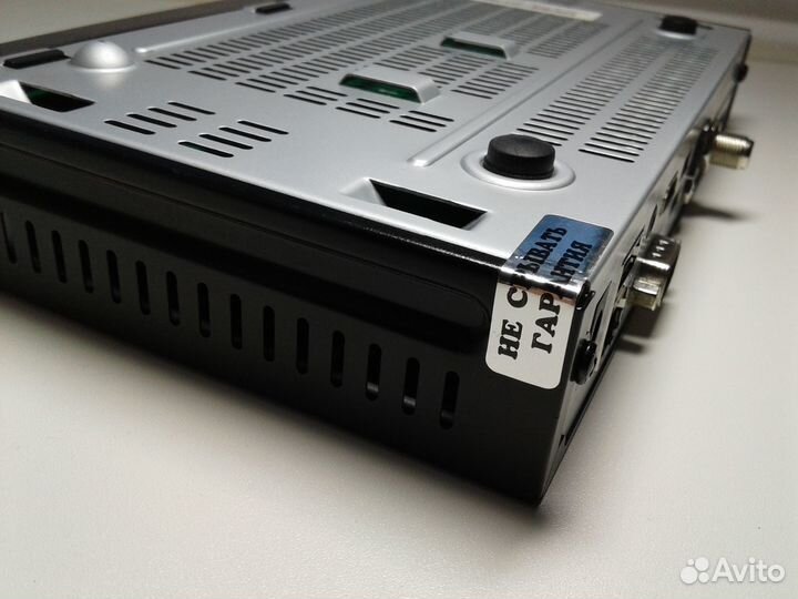 Спутниковый ресивер hd Skyway nano3