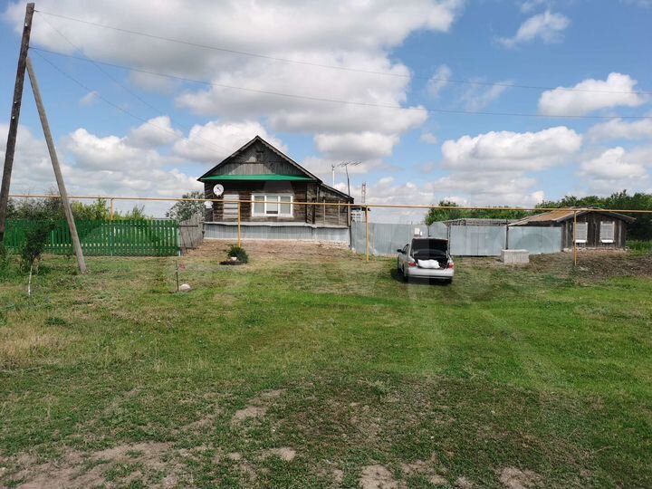 Дом 65 м² на участке 42 сот.