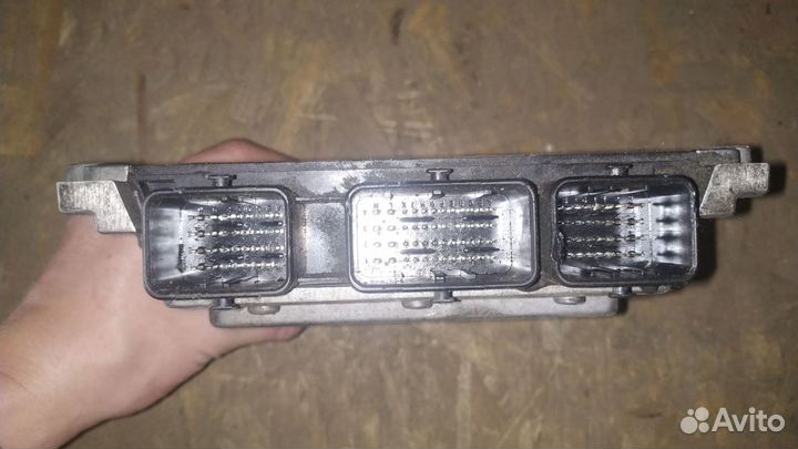 Блок управления двигателем Ford Transit 7 2008