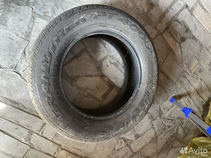 Dunlop Grandtrek PT 4000 235/65 R17