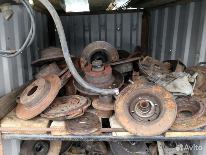 Заднее стекло в крышке багажника на 2109,2114