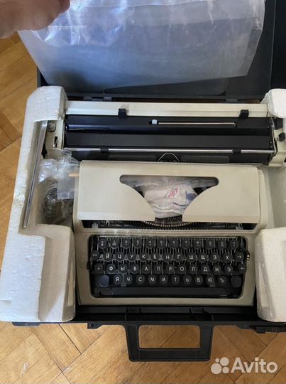 Пишущая машинка