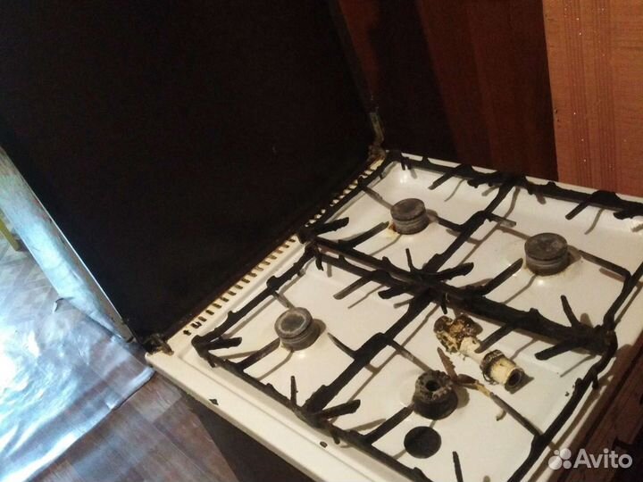 Решётки от плиты в хорошем состоянии