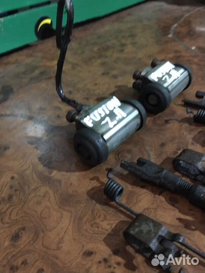 Задний тормозной цилиндр Ford Fusion